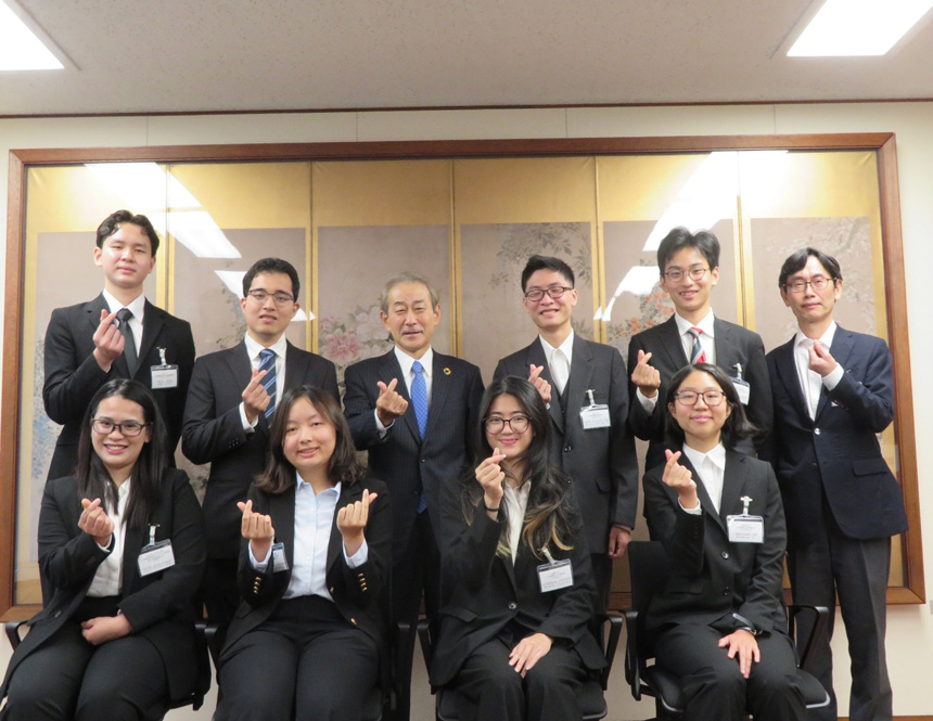 写真：2026年春採用奨学生証書授与式の様子